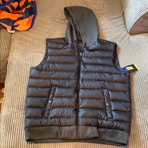Polo Vest with hood